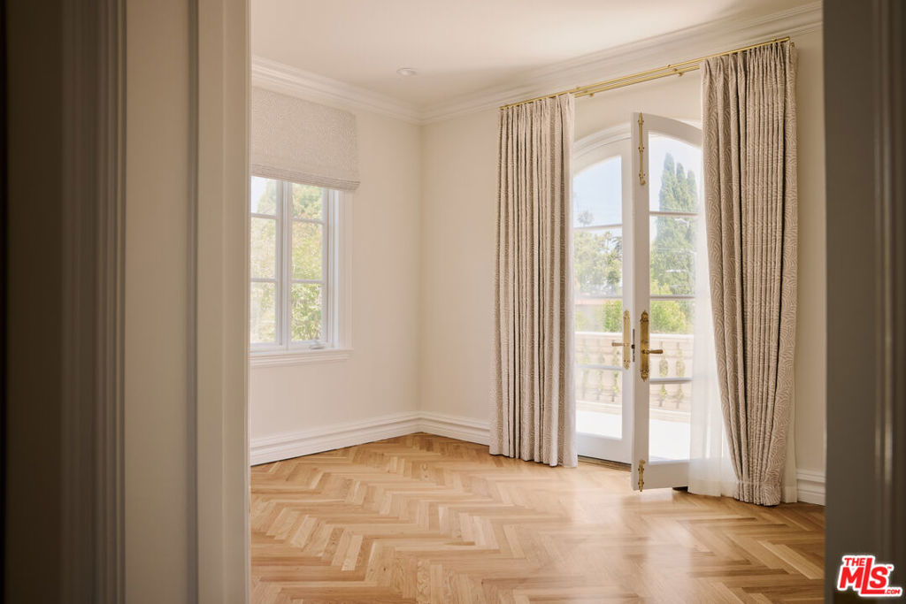 628 N Rodeo Drive Property Photo 26
