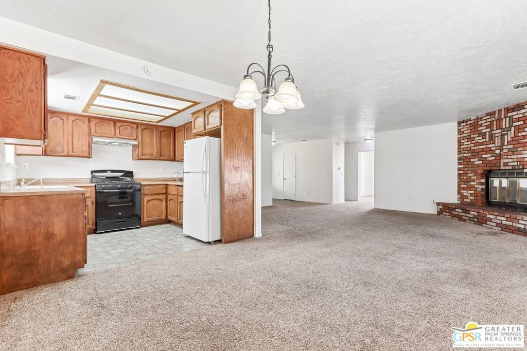 13819 Rivers Edge Road Property Photo 10