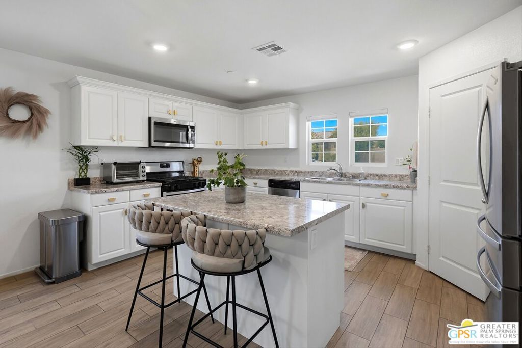 67561 Rio Largo Road Property Photo 14