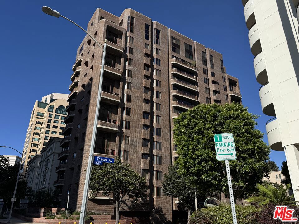 10550 Wilshire Boulevard 103 Property Photo 1
