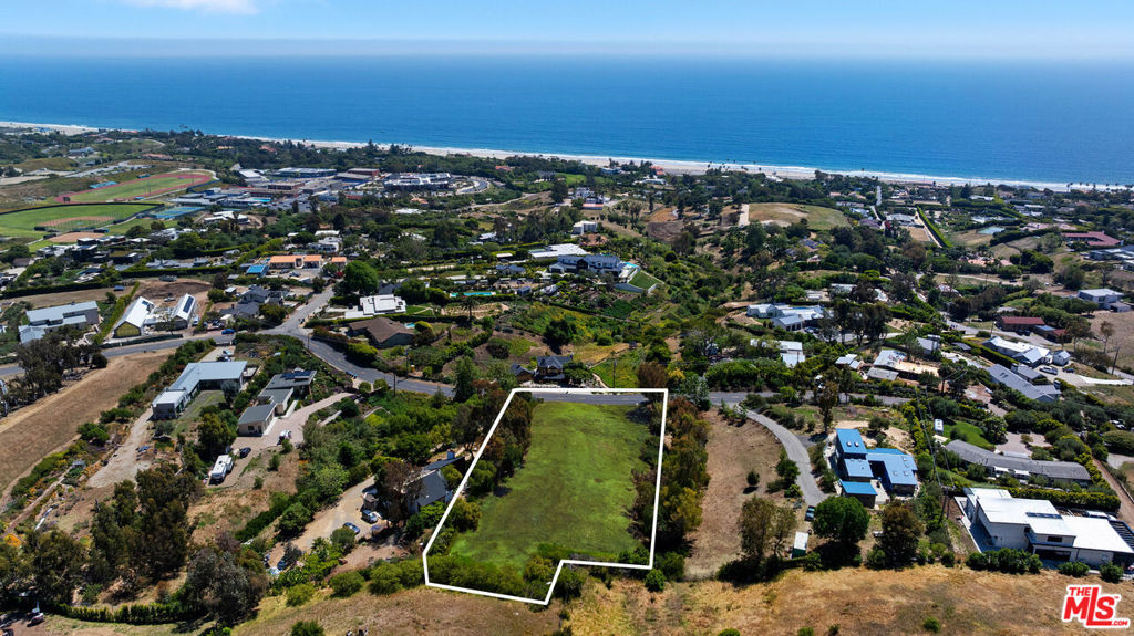 30053 Harvester Road Property Photo 10