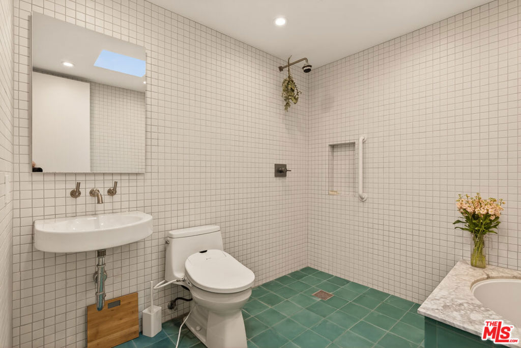 5337 Shenandoah Avenue Property Photo 32