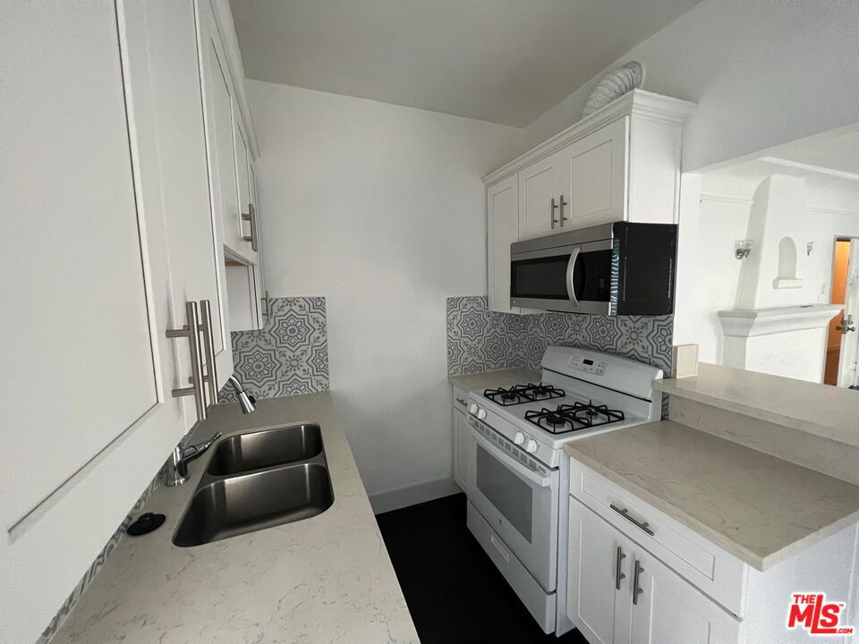 1217 Cedar Avenue Property Photo 7