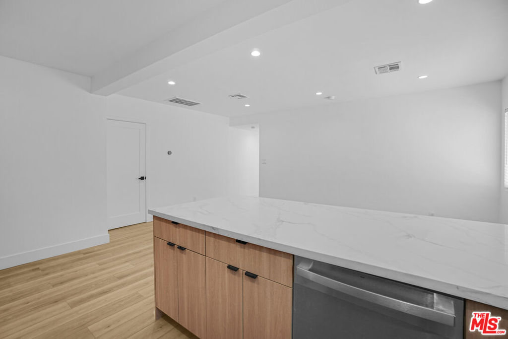 12527 Cranbrook Avenue Property Photo 18