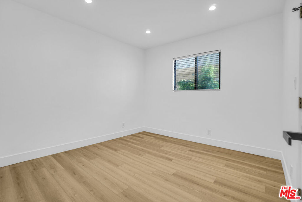 12527 Cranbrook Avenue Property Photo 21
