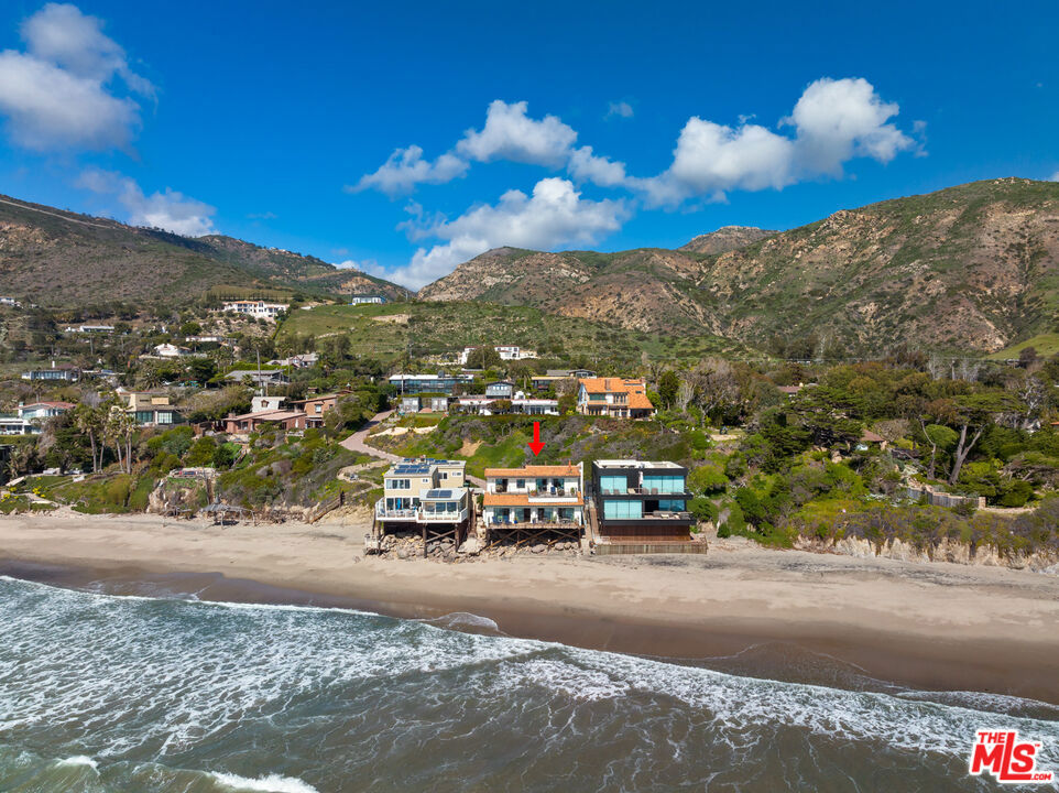 31952 1/2 Pacific Coast Highway Property Photo 1