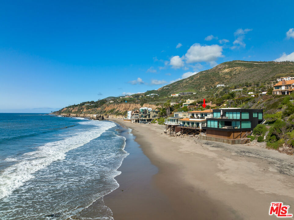 31952 1/2 Pacific Coast Highway Property Photo 3