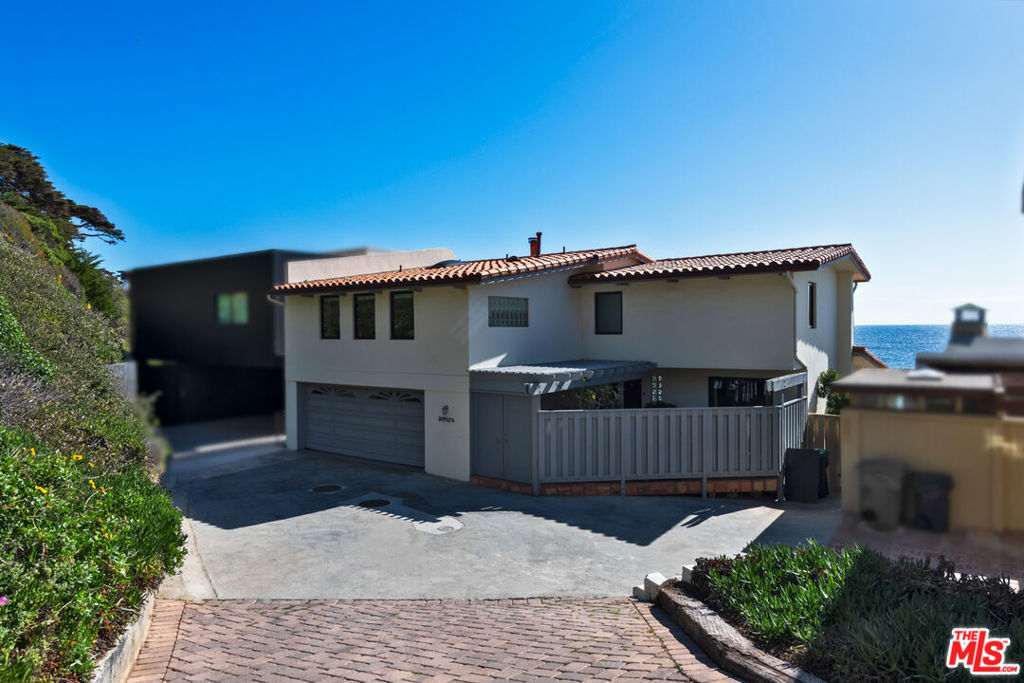 31952 1/2 Pacific Coast Highway Property Photo 5