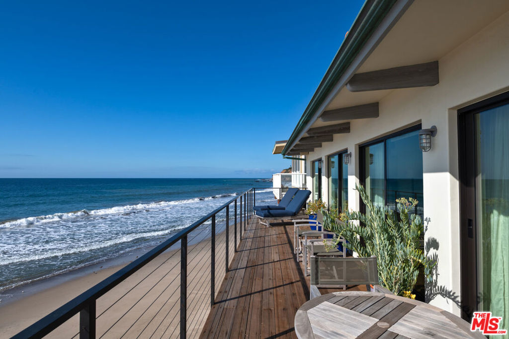 31952 1/2 Pacific Coast Highway Property Photo 17