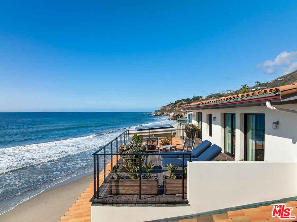 31952 1/2 Pacific Coast Highway Property Photo 23
