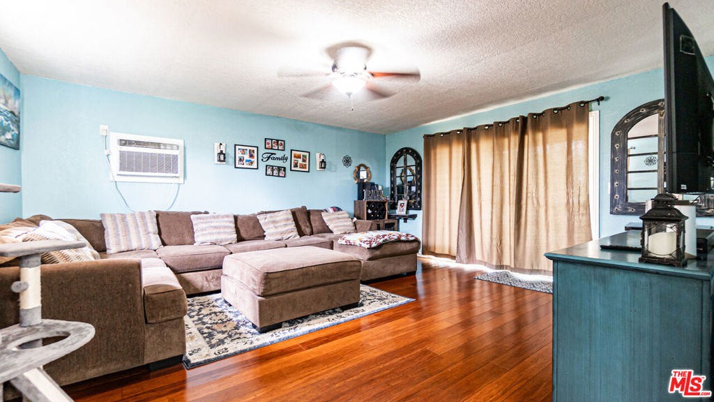 533 Doverdale Avenue Property Photo 3