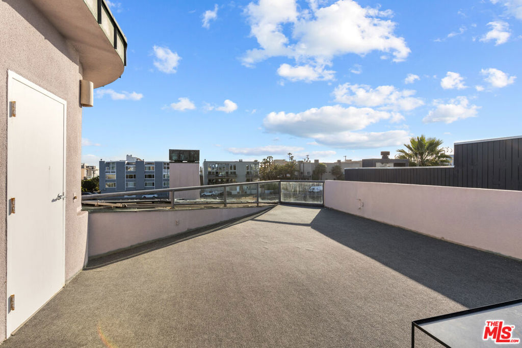 4611 Roma Court Property Photo 18