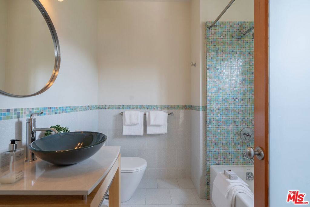 6201 Quebec Drive Property Photo 25