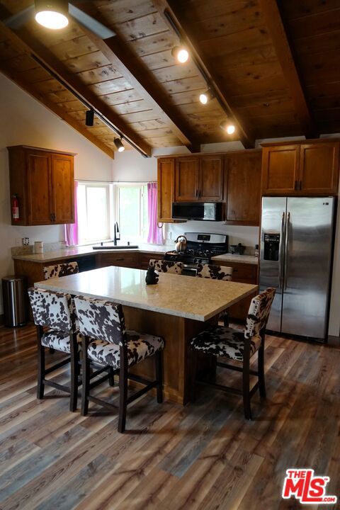 4229 Elliot Trail Property Photo 9