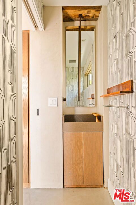 3108 Yale Avenue Property Photo 5