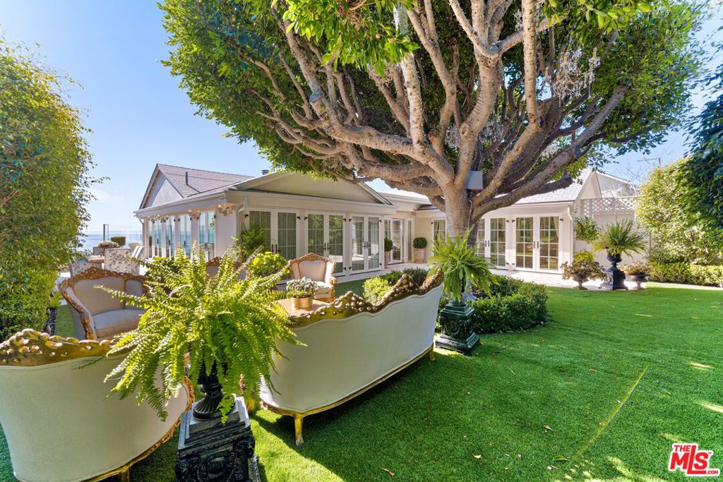 19620 Pacific Coast Highway Property Photo 24