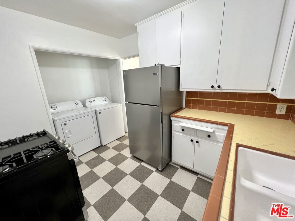 7962 Norton 2 Property Photo 5