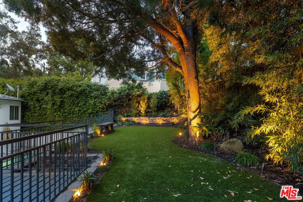 11734 Sunshine Terrace Property Photo 28