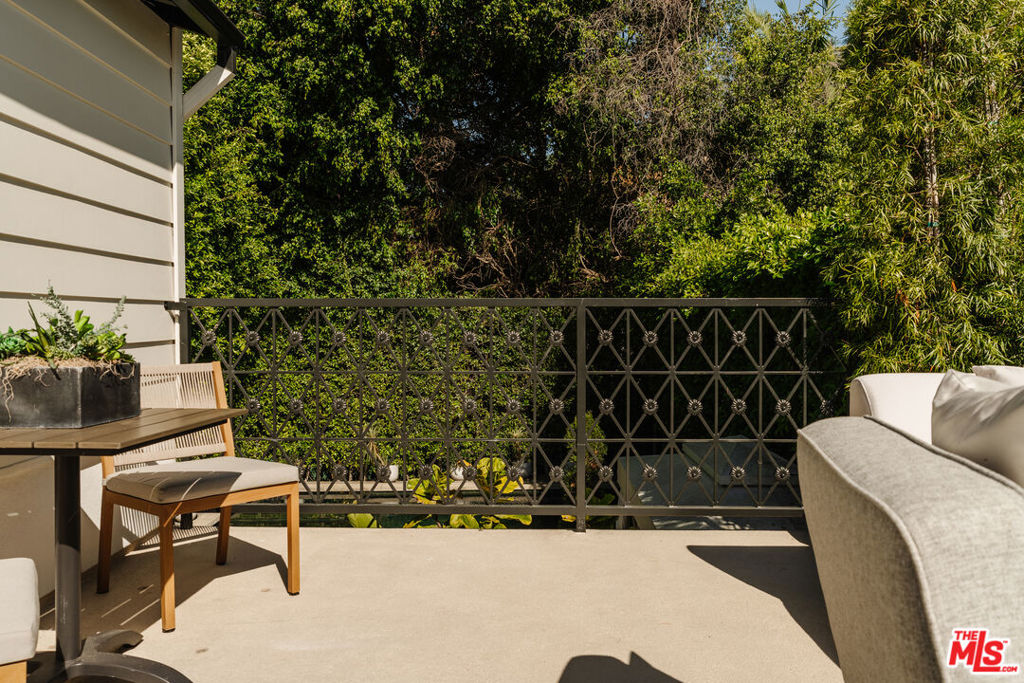 1130 Sierra Alta Way Property Photo 47