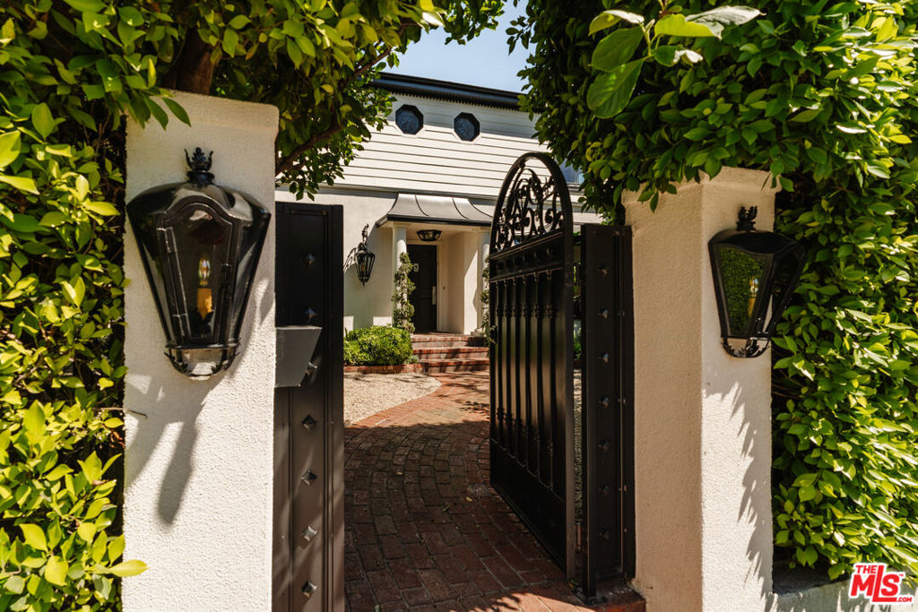 1130 Sierra Alta Way Property Photo 50