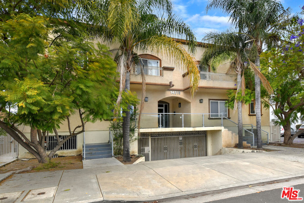 14315 Magnolia Boulevard 101 Property Photo 1