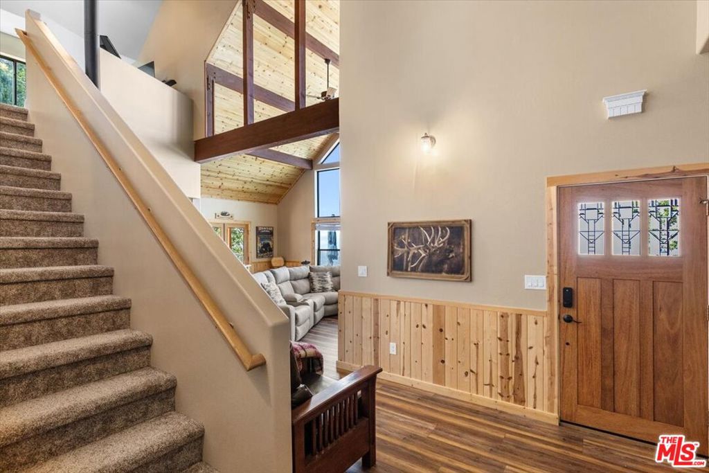 28081 Deertrail Drive Property Photo 10