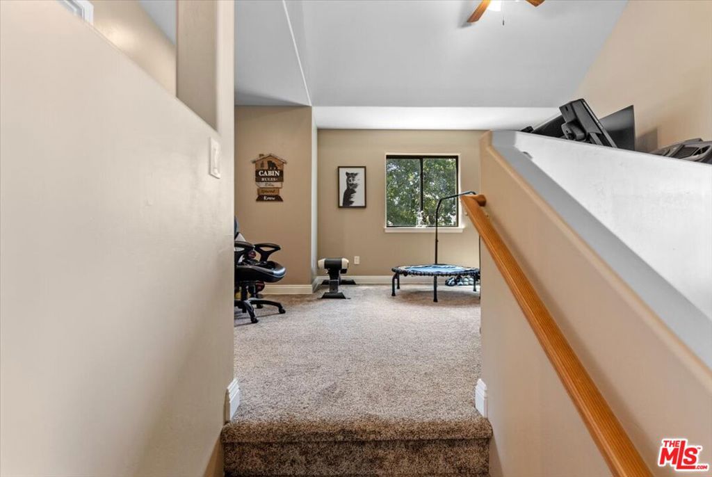 28081 Deertrail Drive Property Photo 18