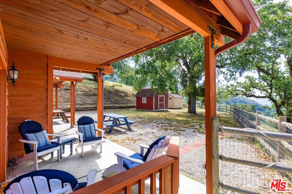 28081 Deertrail Drive Property Photo 24