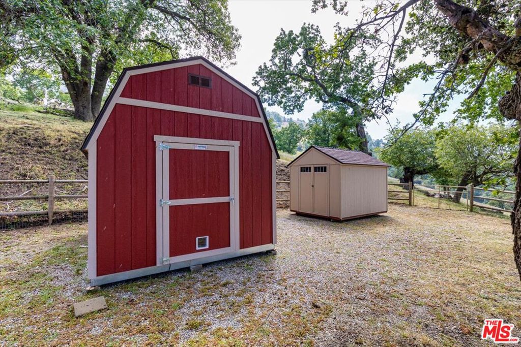 28081 Deertrail Drive Property Photo 26