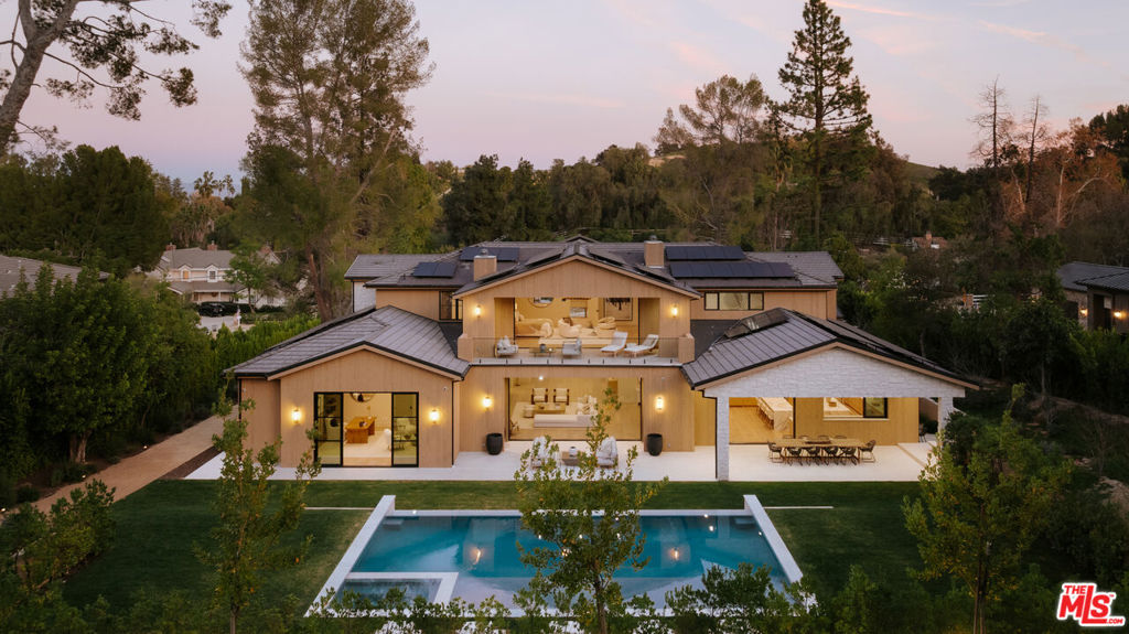 5287 Round Meadow Road Property Photo 1