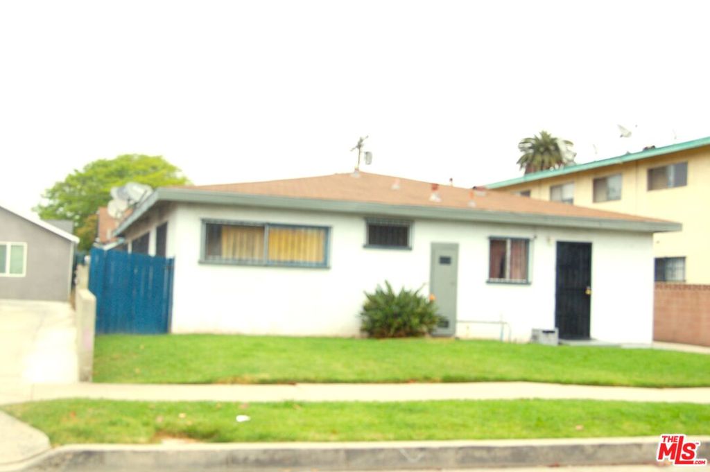 1631 1/2 W 84th Street Property Photo 4