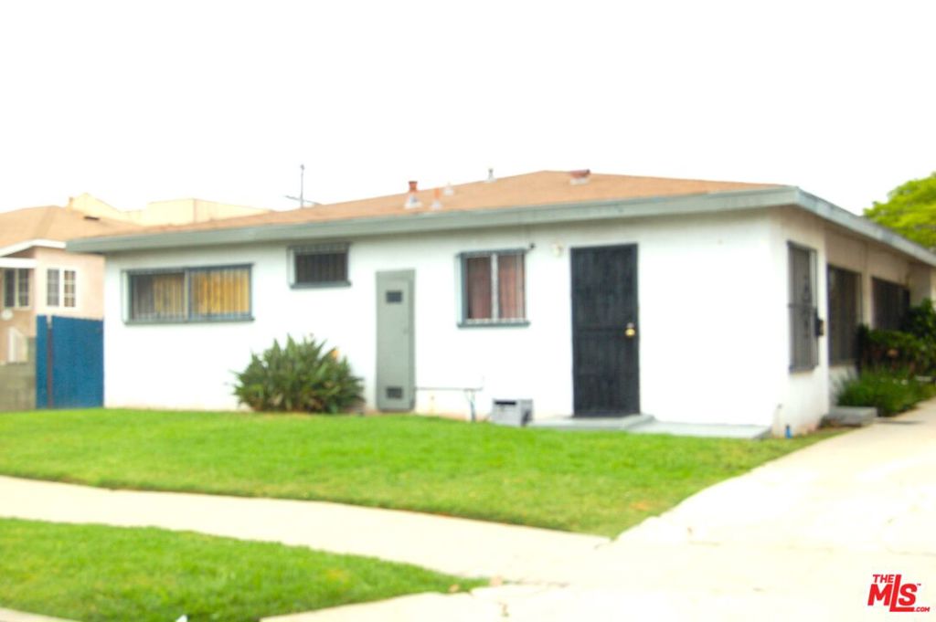1631 1/2 W 84th Street Property Photo 5