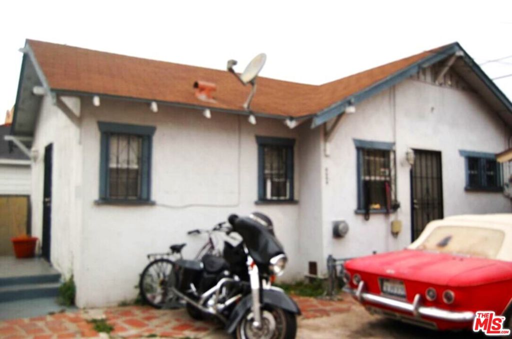 1631 1/2 W 84th Street Property Photo 8