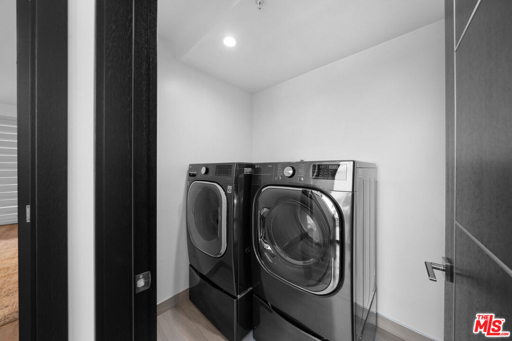 5812 Willis Avenue Property Photo 49