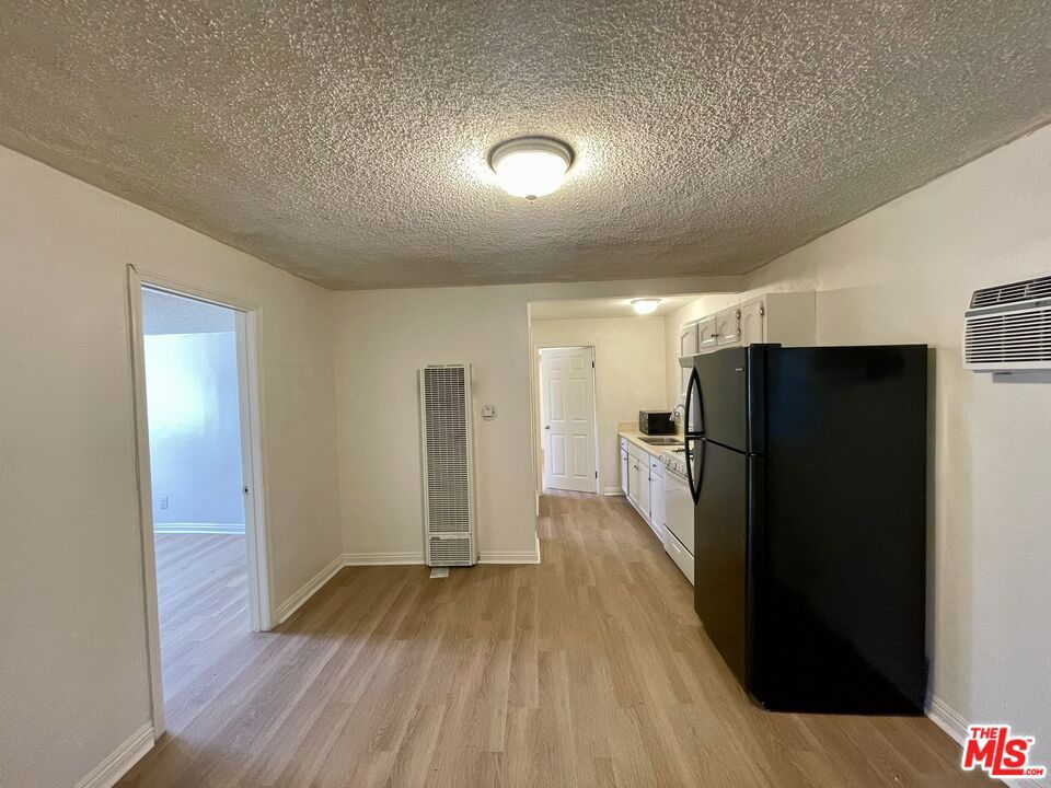 3421 Walton Avenue 3421.5 Property Photo 5