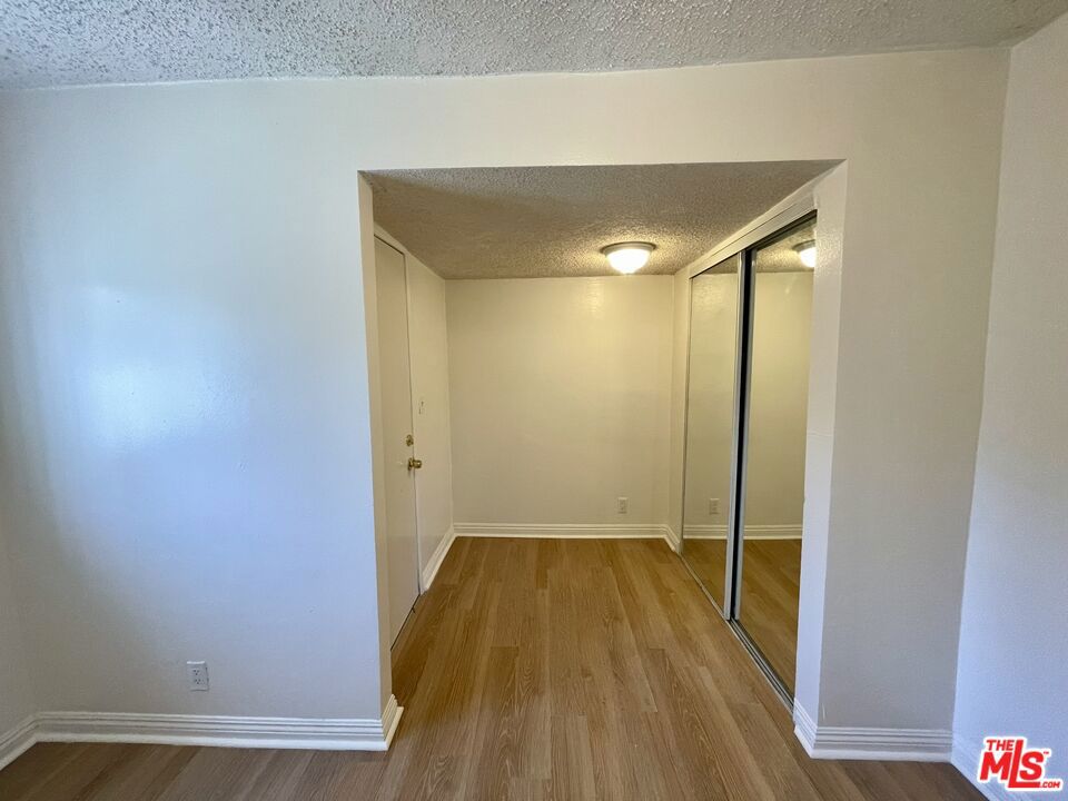 3421 Walton Avenue 3421.5 Property Photo 15
