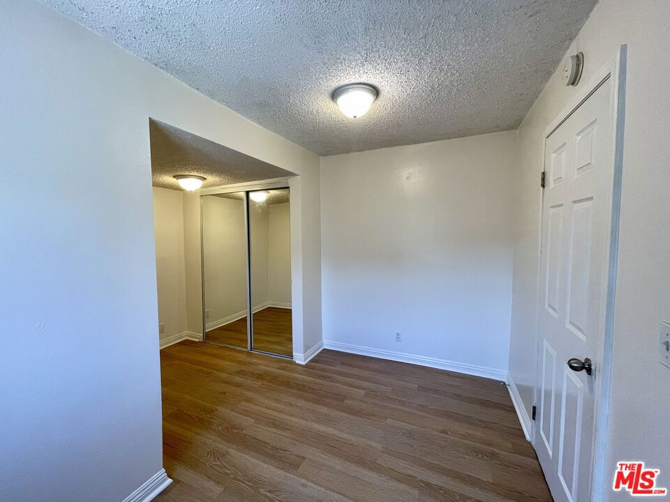 3421 Walton Avenue 3421.5 Property Photo 16