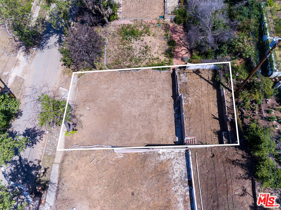 630 Bienveneda Avenue Property Photo 4
