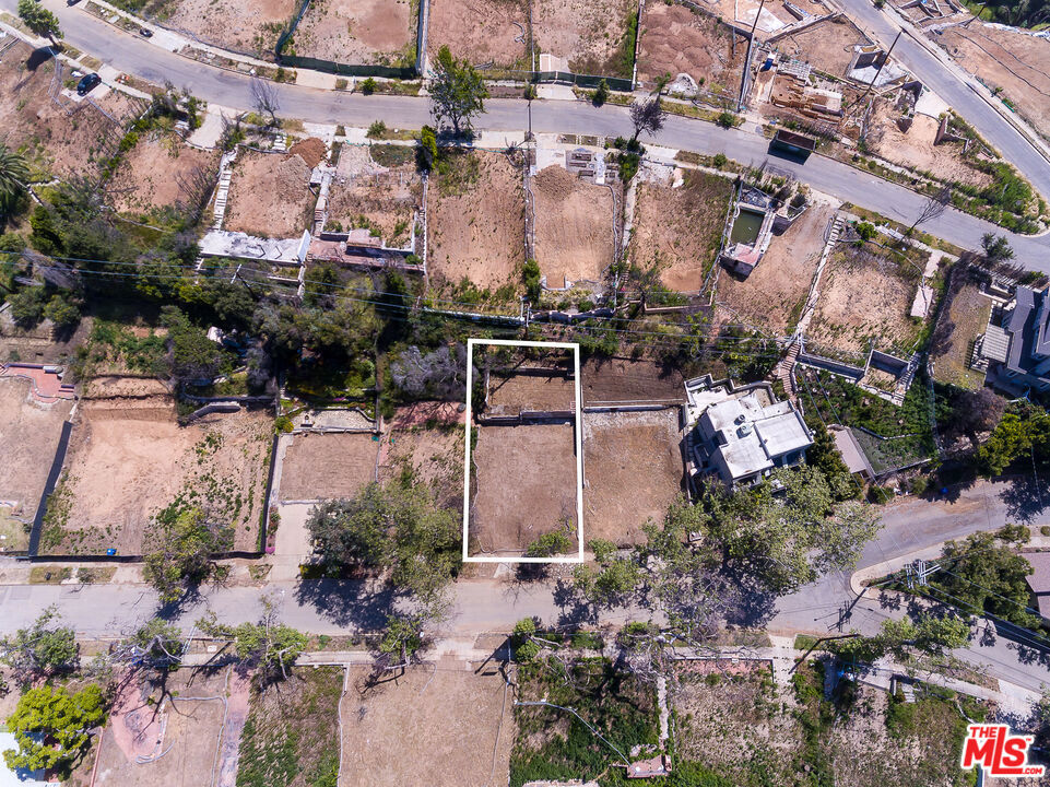630 Bienveneda Avenue Property Photo 10