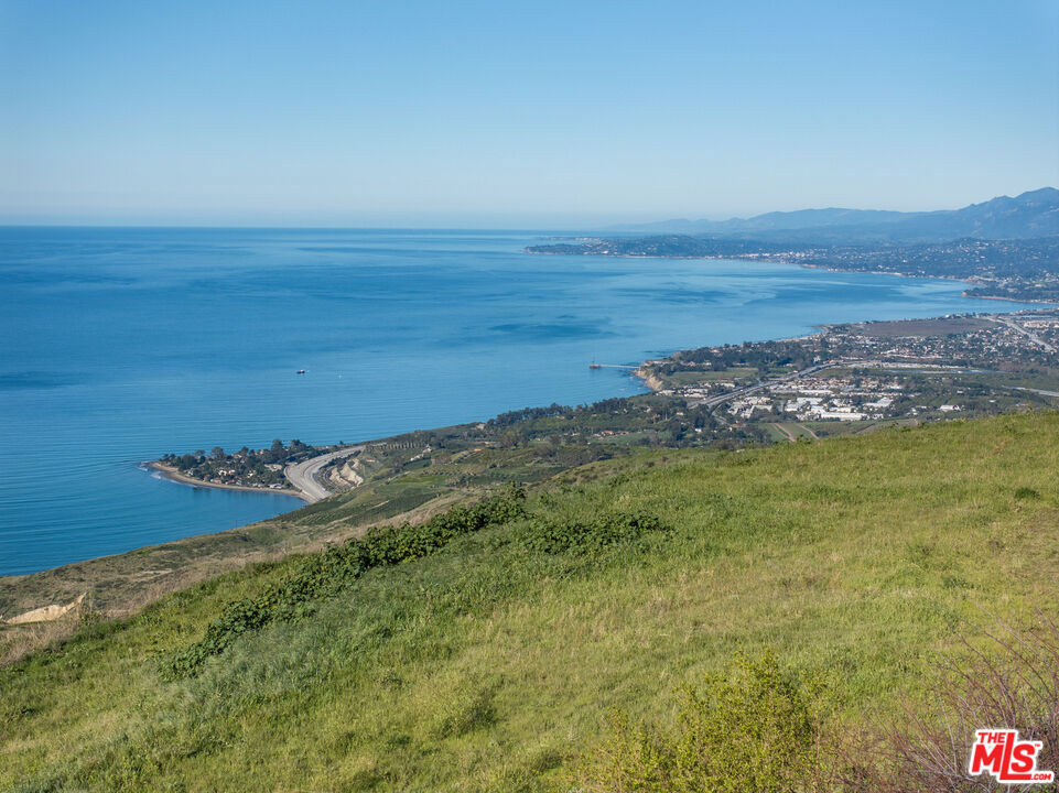 8560 Ocean View Road Property Photo 1