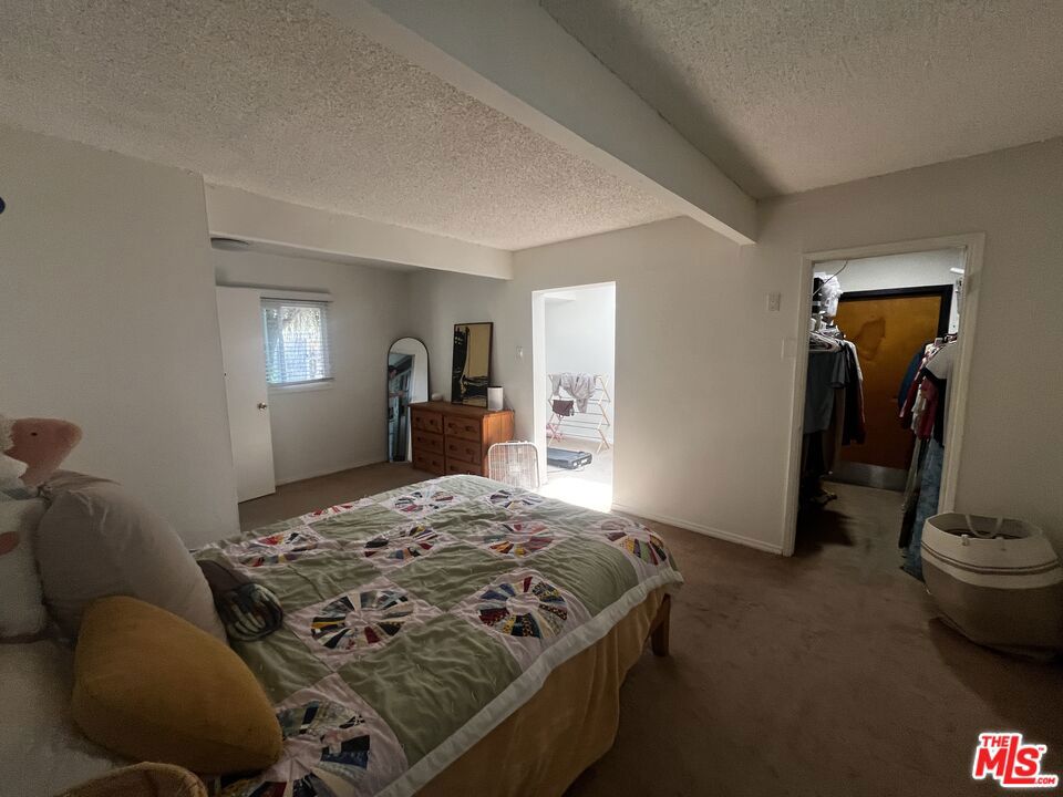 317 University Drive Unitsa,b,c Property Photo 17