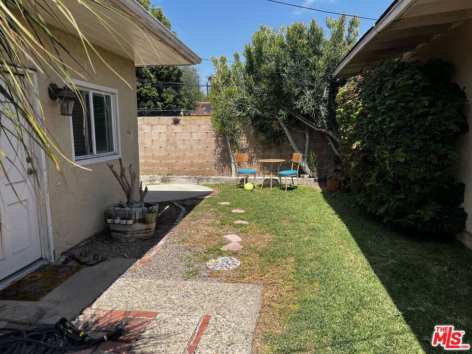 317 University Drive Unitsa,b,c Property Photo 23