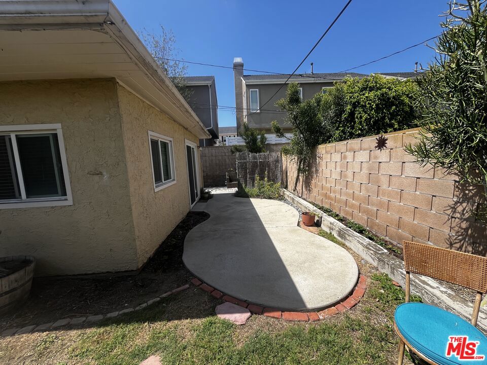 317 University Drive Unitsa,b,c Property Photo 25