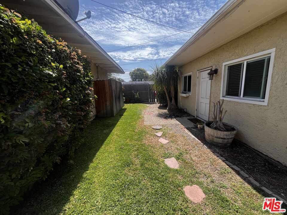 317 University Drive Unitsa,b,c Property Photo 26