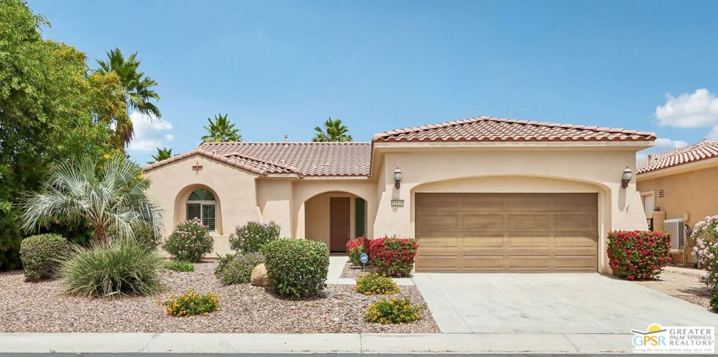 81850 Camino Cantos Property Photo 1