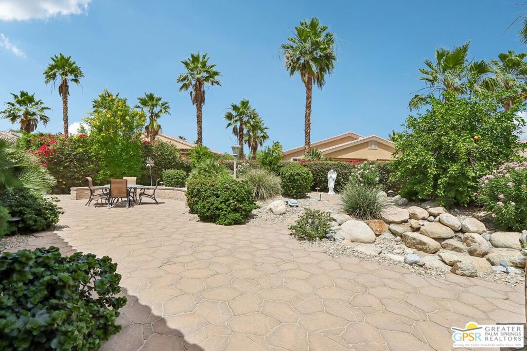 81850 Camino Cantos Property Photo 2