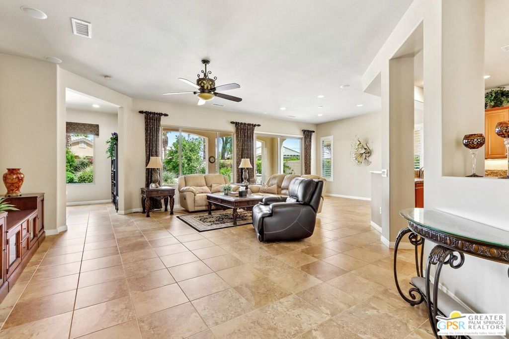 81850 Camino Cantos Property Photo 4