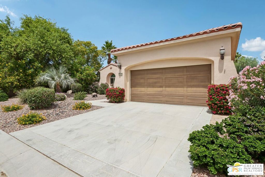 81850 Camino Cantos Property Photo 8
