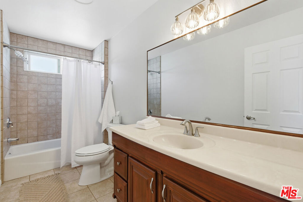 261 Highland Property Photo 5