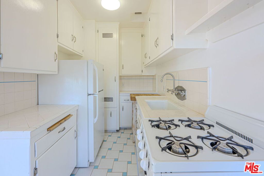 947 17th Street Property Photo 12